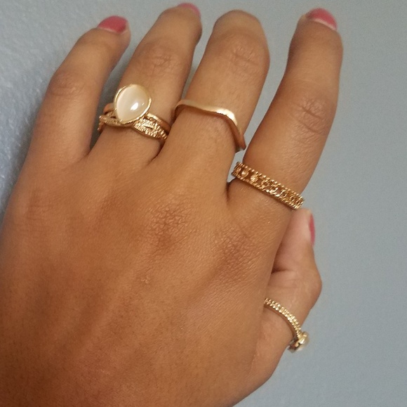 BOHO GOLD CREAM STACK RINGS - Picture 3 of 3
